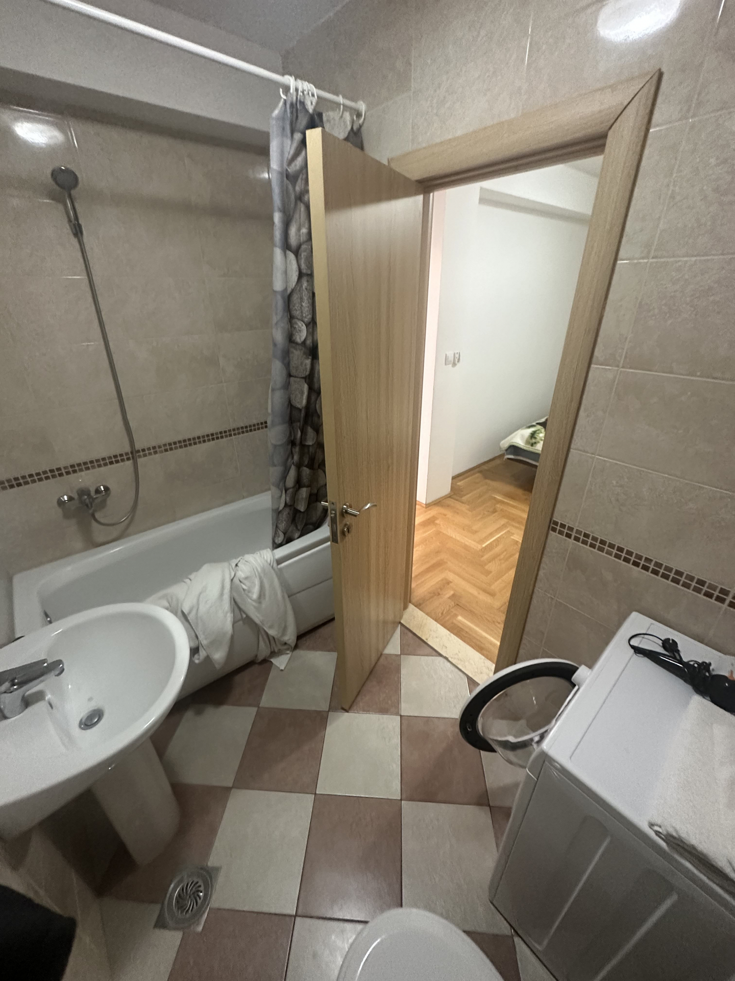 Two-bedroom Apartment Rafailovići 75m2 - 5