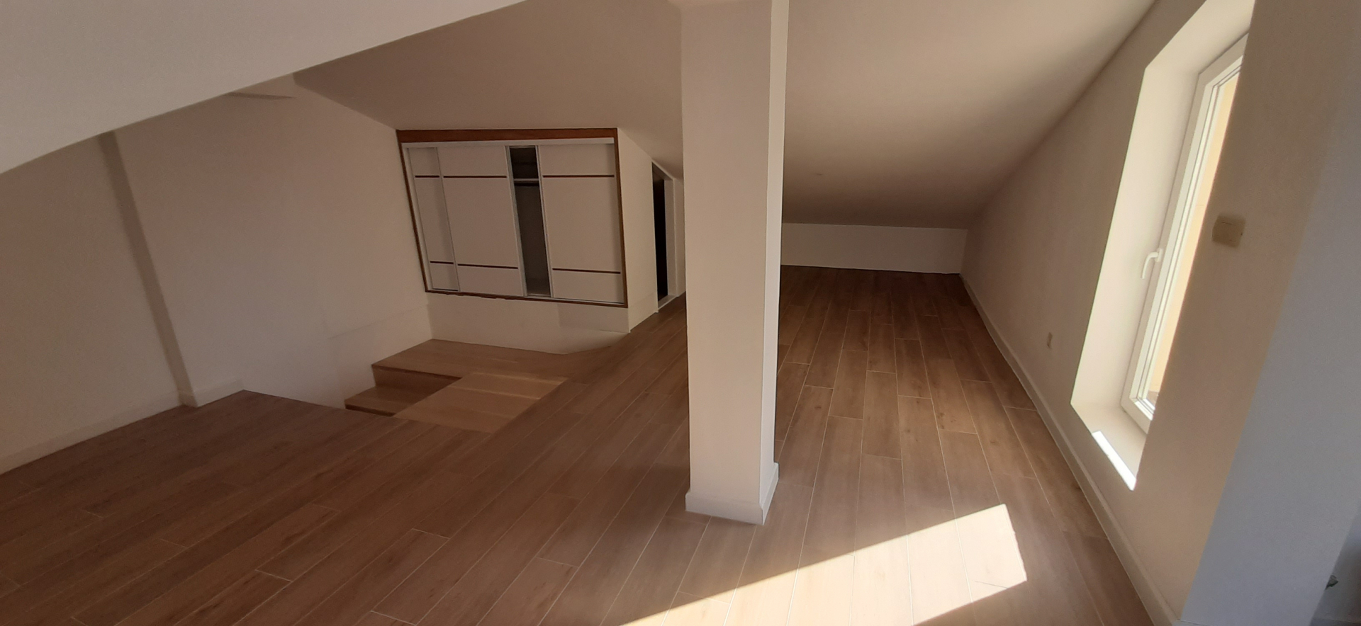 Trosoban Stan Dobrota 171m2 - 29