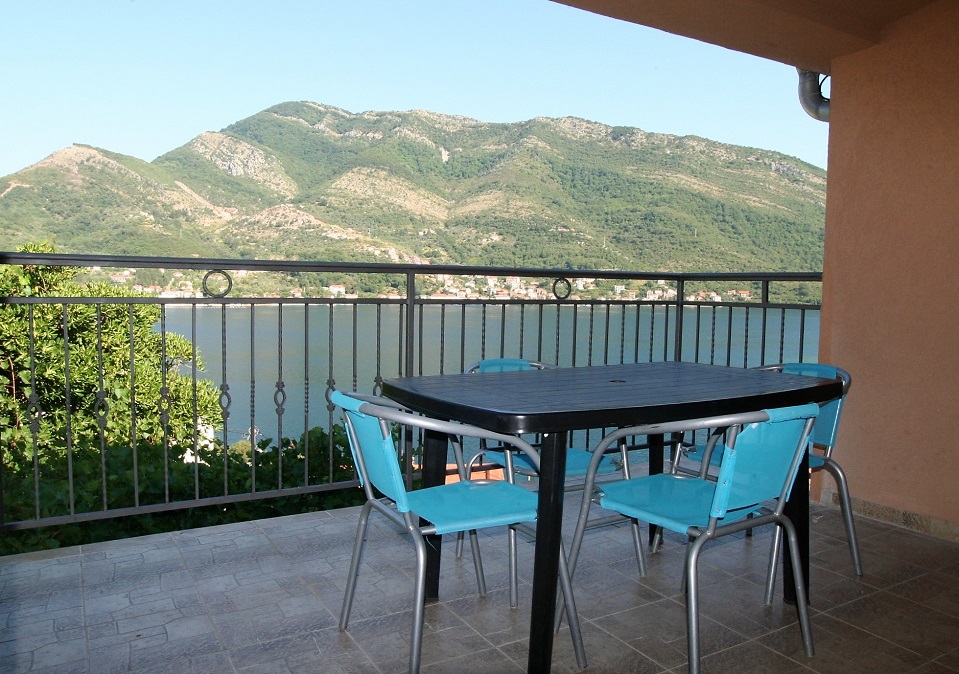 Kuca Tivat 210m2 - 27