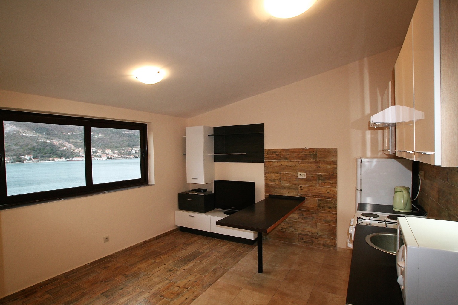 Kuca Tivat 210m2 - 1
