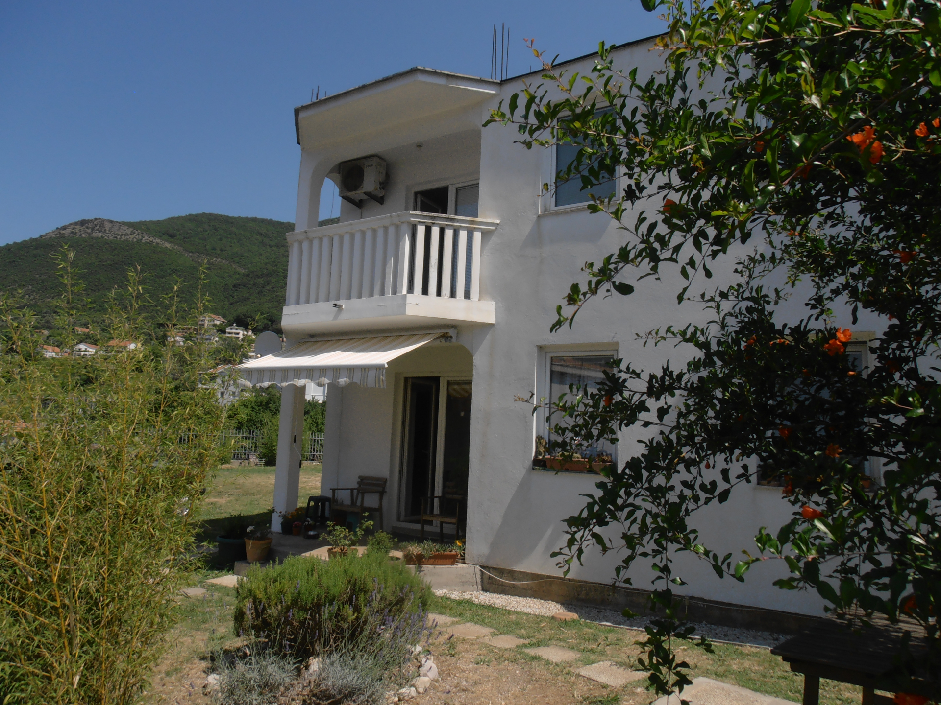 Kuca Herceg Novi 300m2