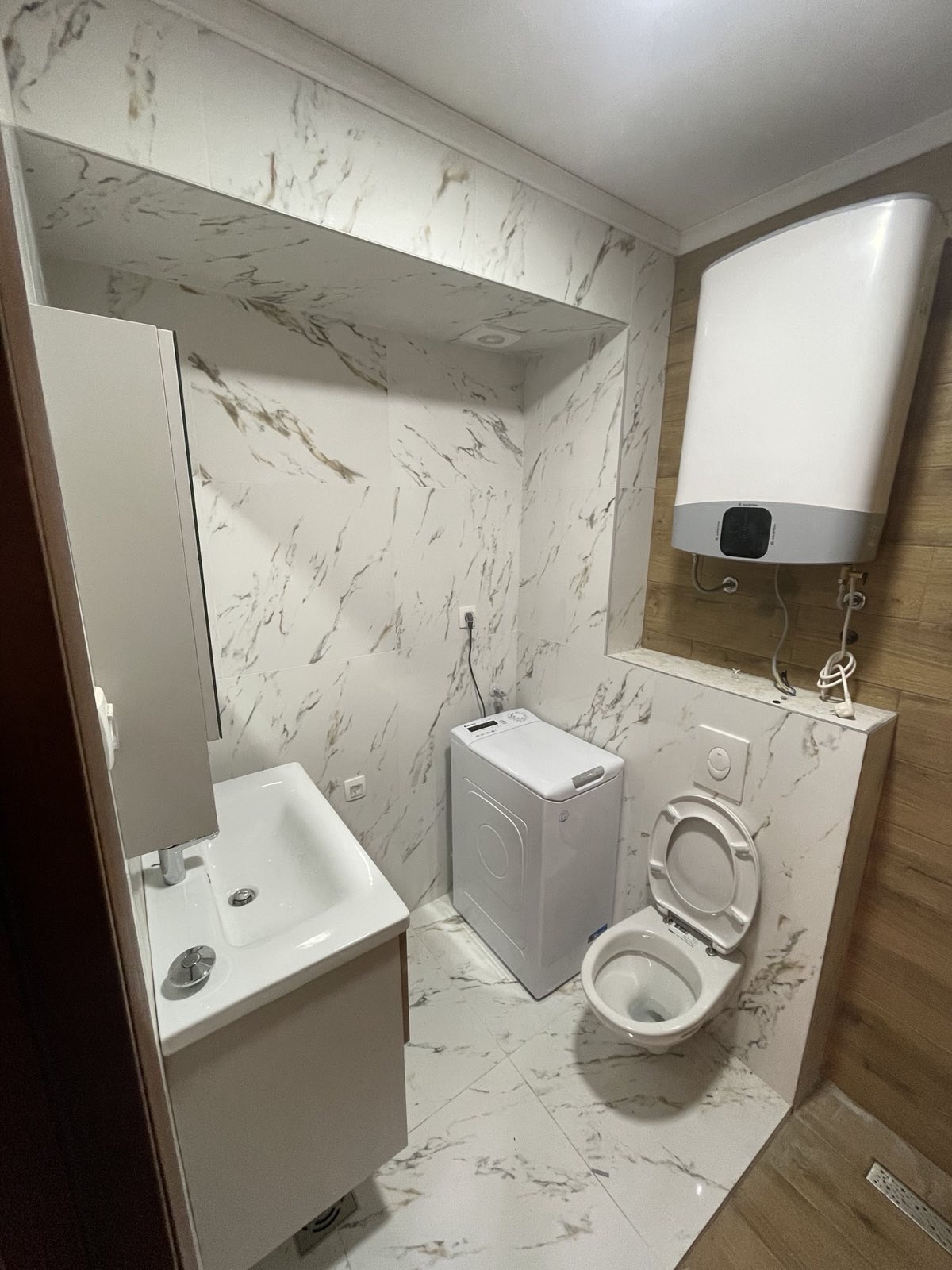 Budva'da bir yıllıgına kiralık 55m2 Daire - 10