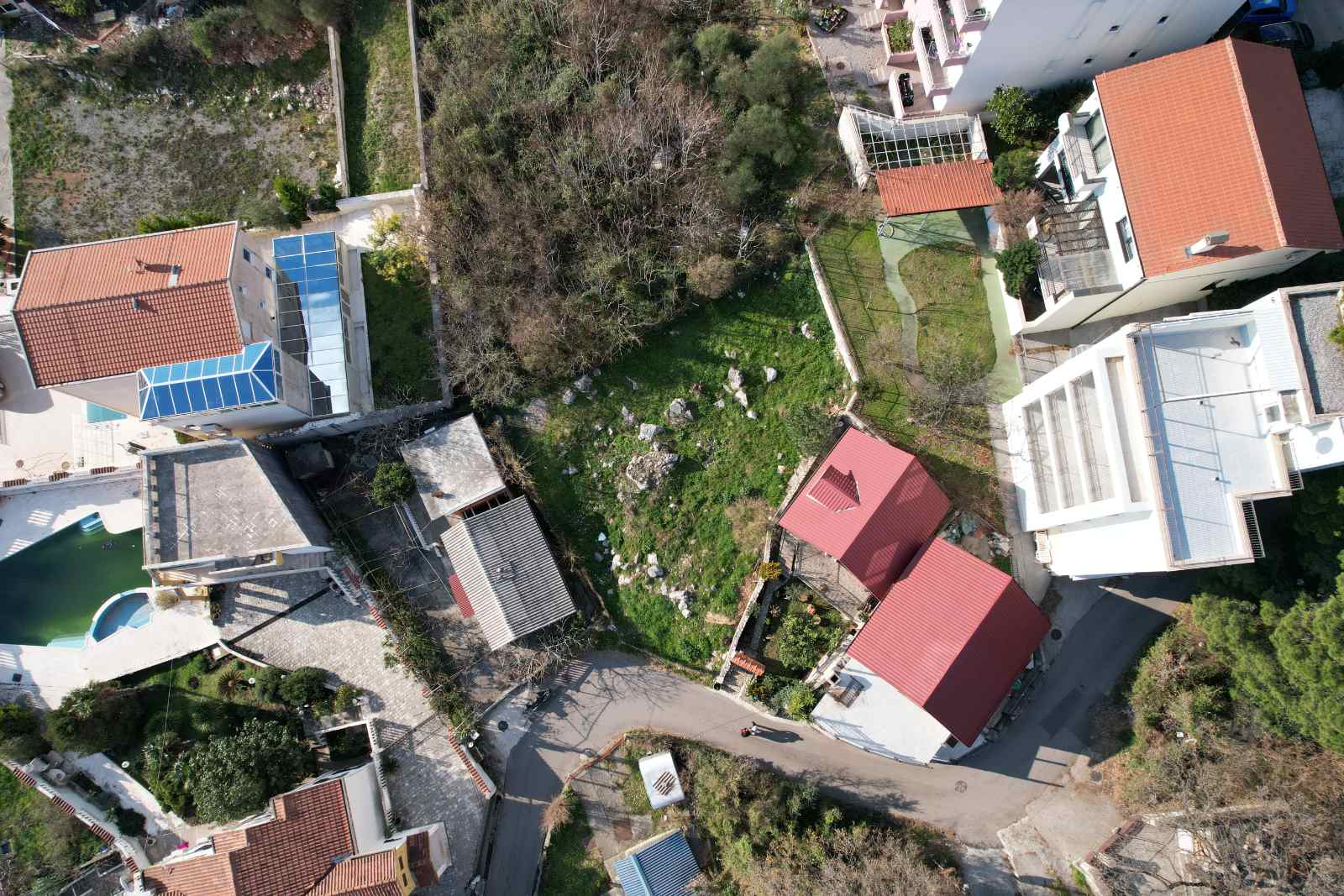 Urbanized Plot for sale Budva 338m2 - 3