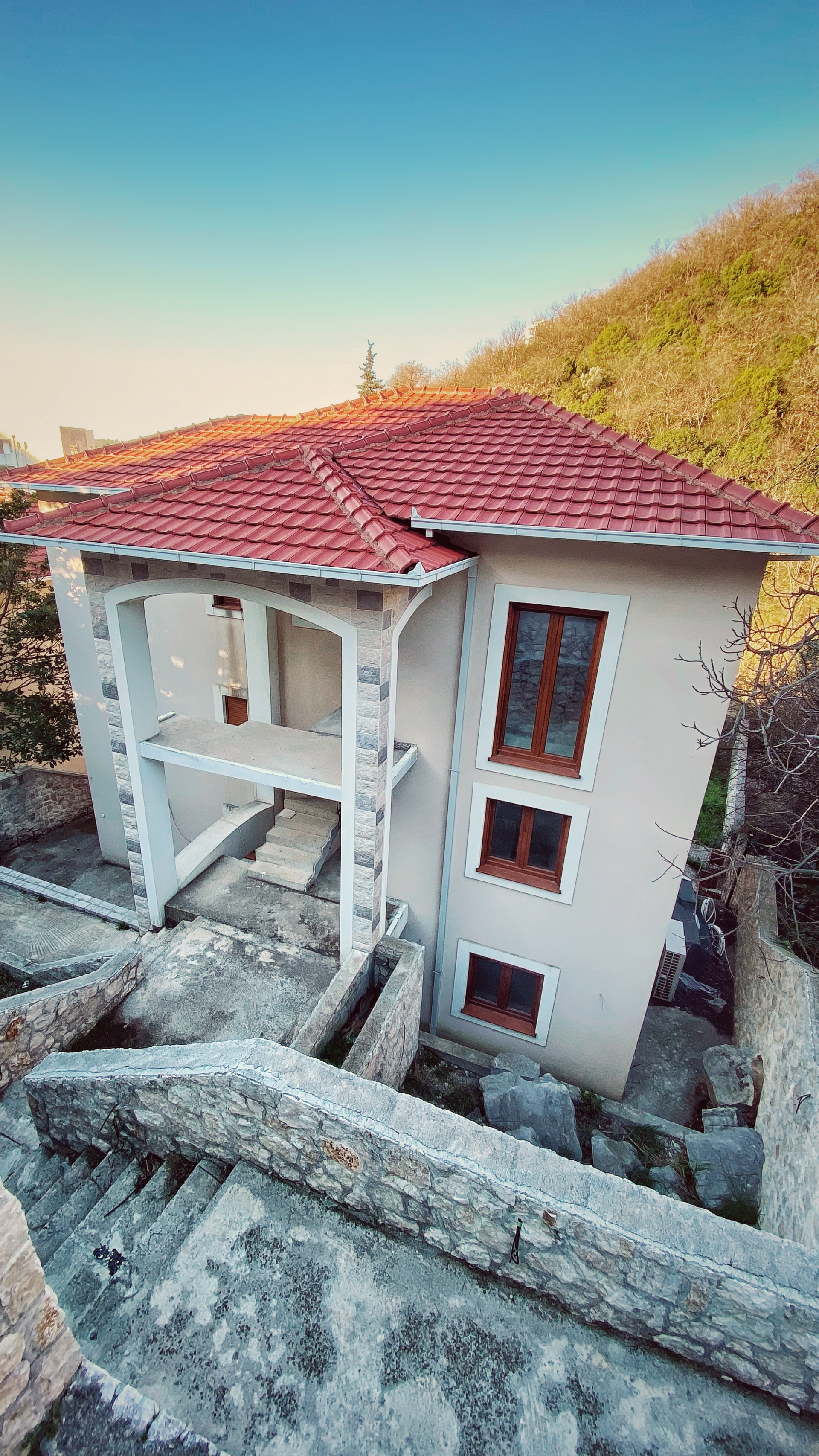House Becici 400m2
