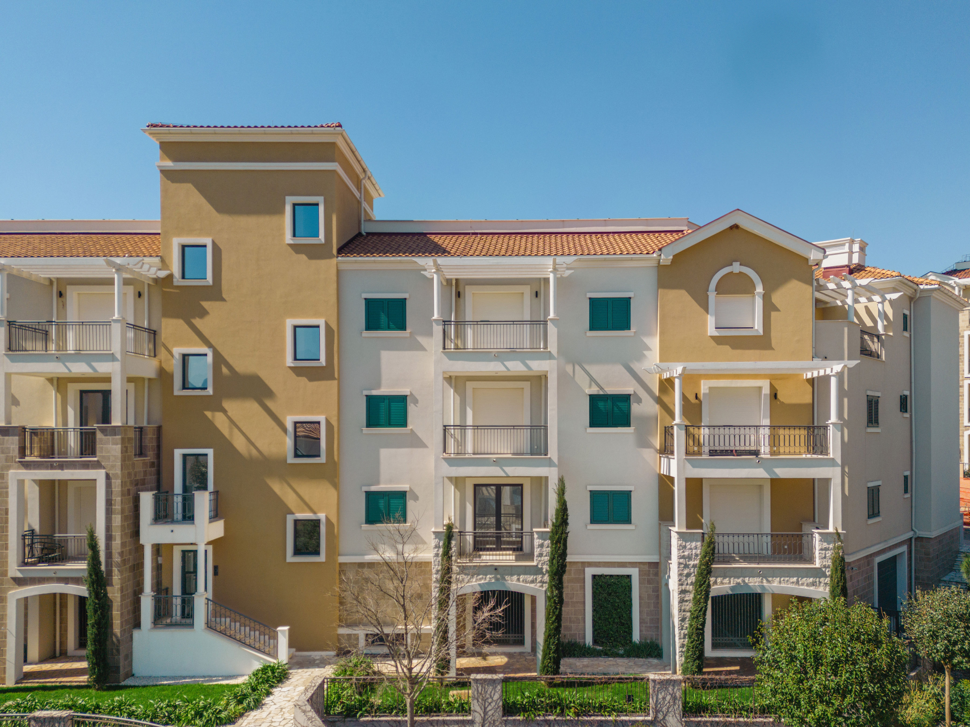 Lustica Bay Centrale Apartments from 40m2 to 100m2 - 12