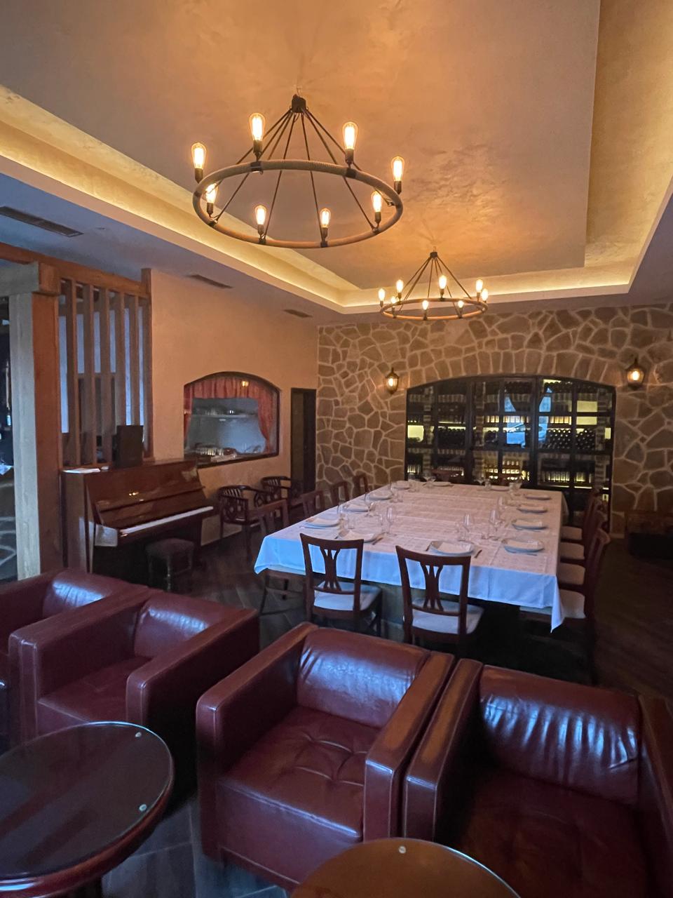 Vinski restoran Cetinje 100m2 - 6