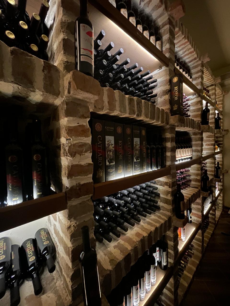 Vinski restoran Cetinje 100m2 - 11