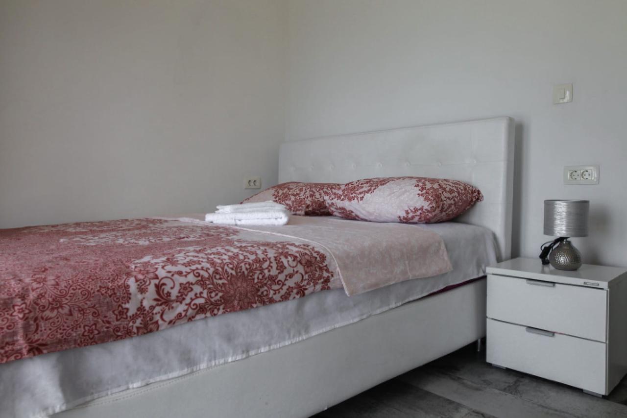 Zagora'da Kısa Donem Kiralık Villa 650m2 - 43