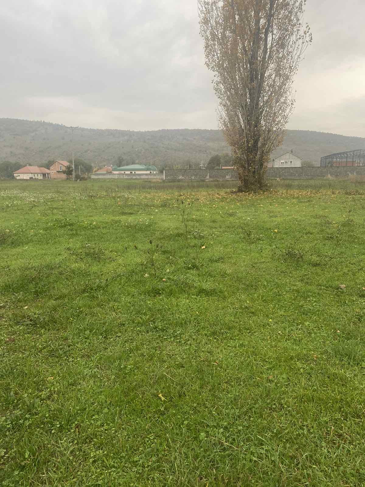 Land Zeta 2810m2