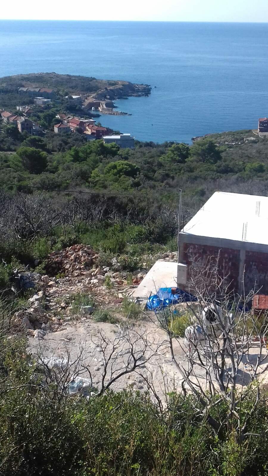 Land Veslo 1100m2