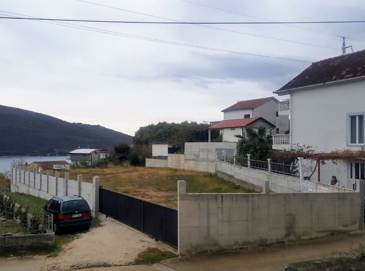 Urbanized Plot Kumbor 1145m2 - 2