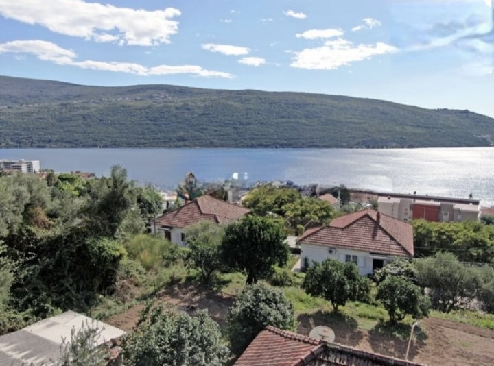 Kumbor'da 74m2'lik Ev - 10