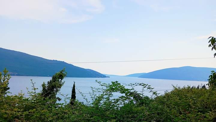 Kumbor'da 19661m2'lik Kentsellesmis Arsa - 3