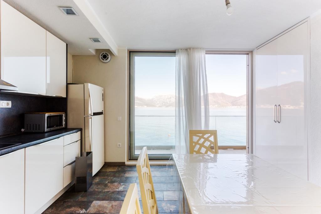 Tivat - Mülk fotoğrafı