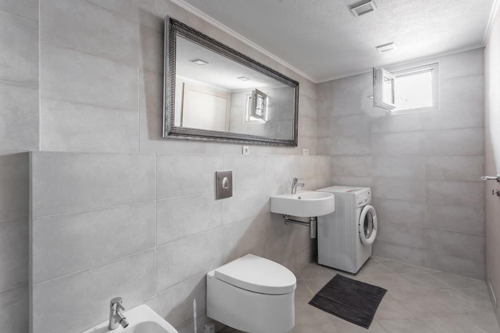 Moderna Vila Krasici 240m2 - 24