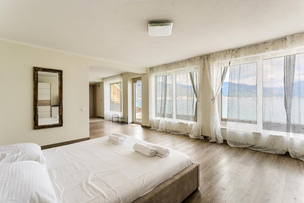 Tivat - Mülk fotoğrafı