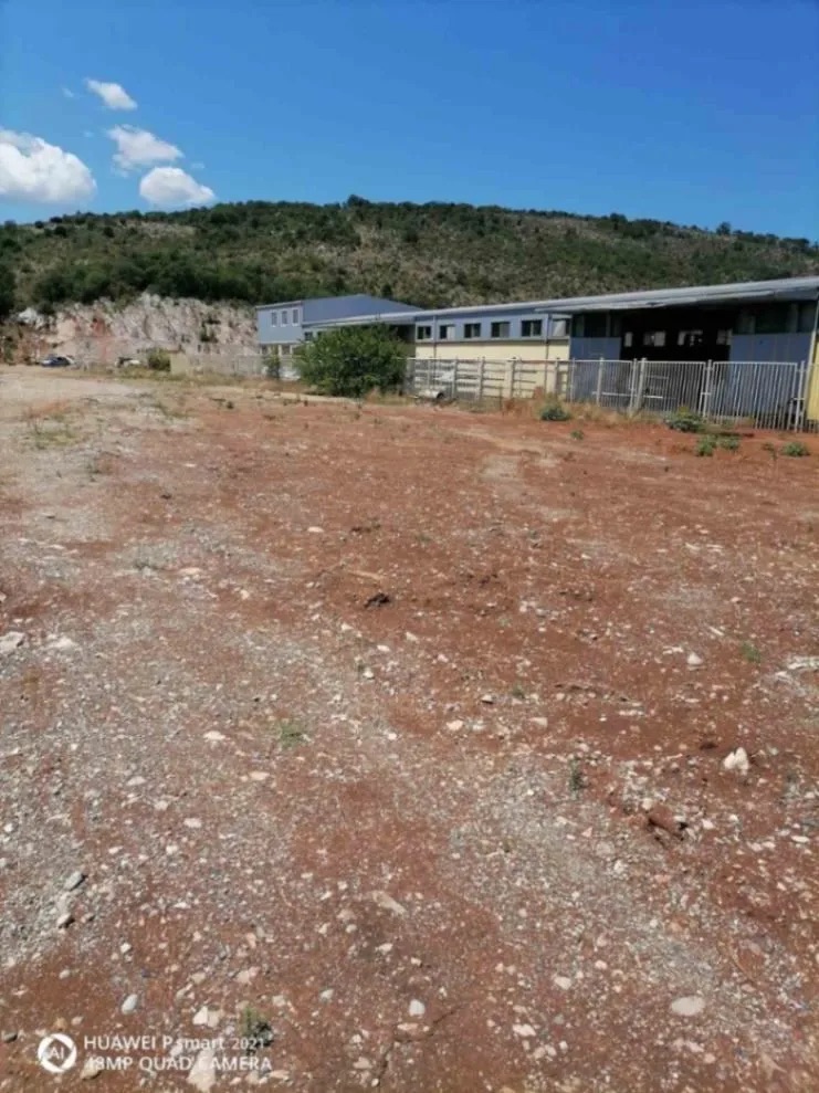 Urbanizovan Plac Mareza 5000m2 - 2