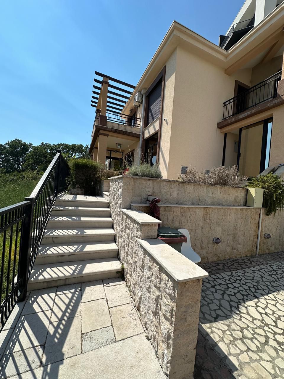 Villa Ivanovici 300m2