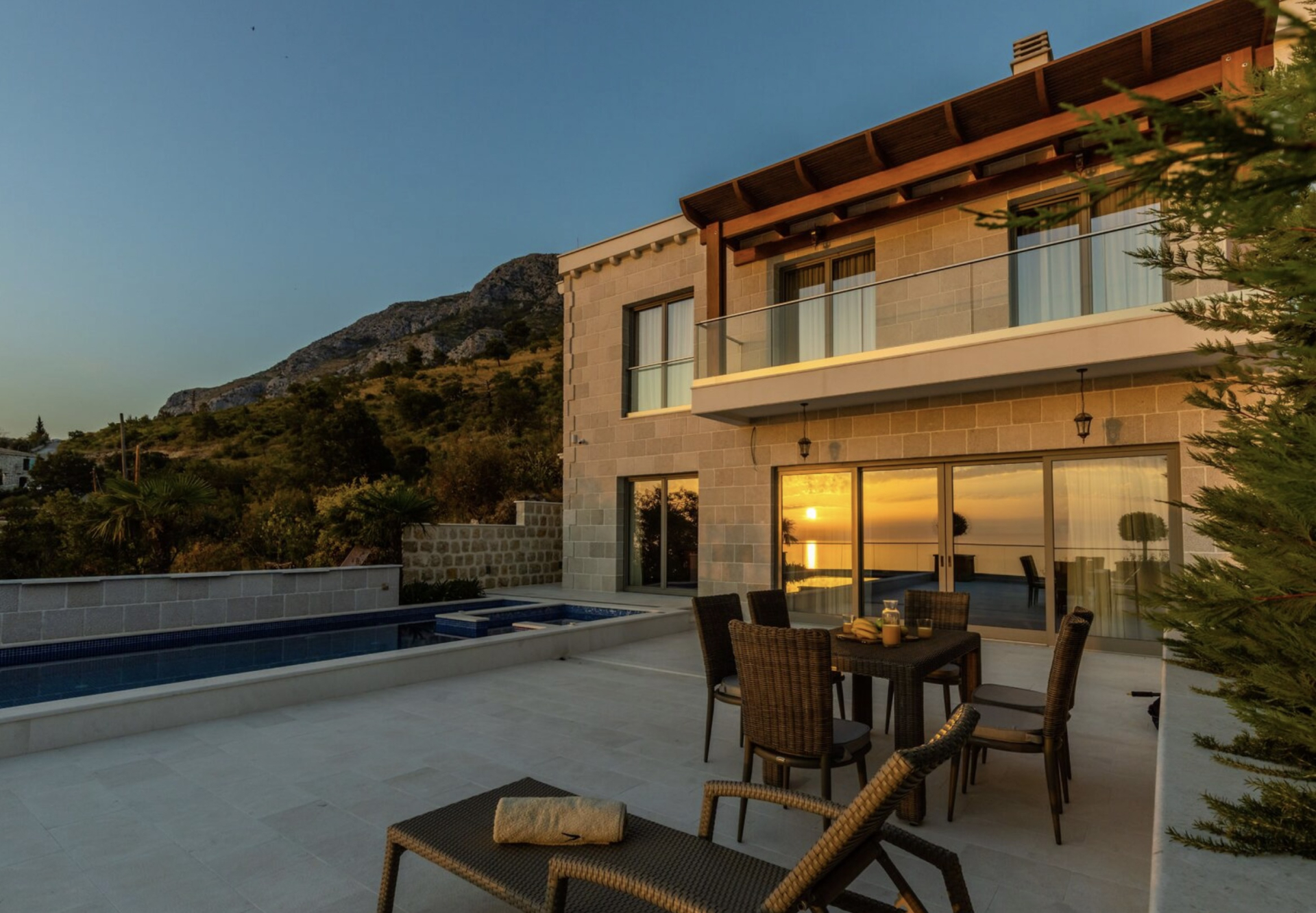 Villa Rezevici 390m2 - 9