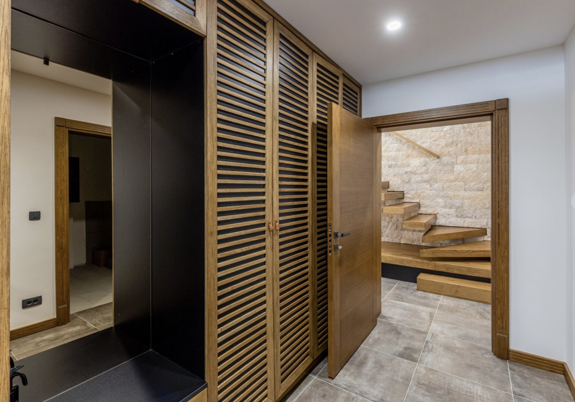 Villa Rezevici 390m2 - 16