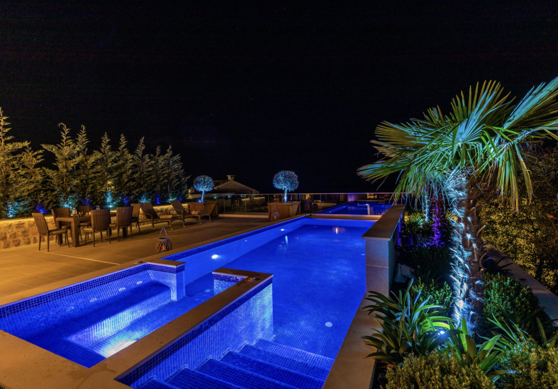 Villa Rezevici 390m2 - 25