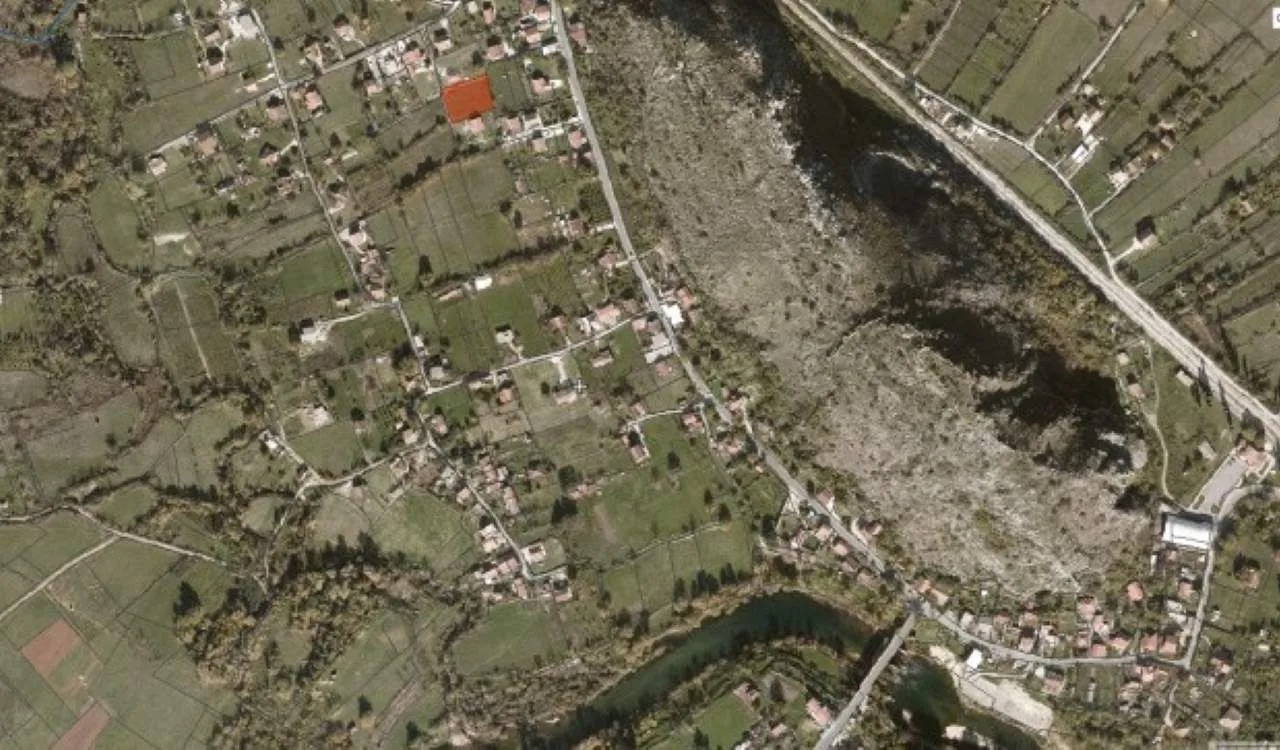 Land Danilovgrad 1267m2 - 2