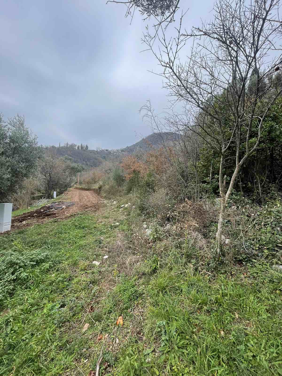 Land Kamenari 750m2 - 2
