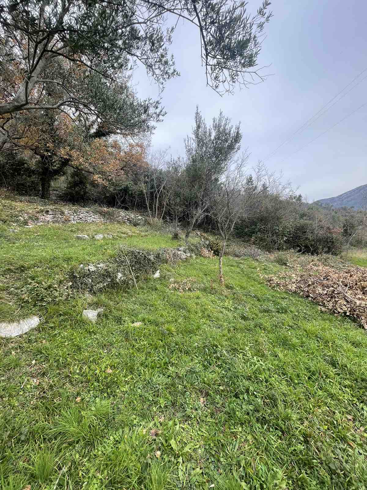 Land Kamenari 750m2 - 5