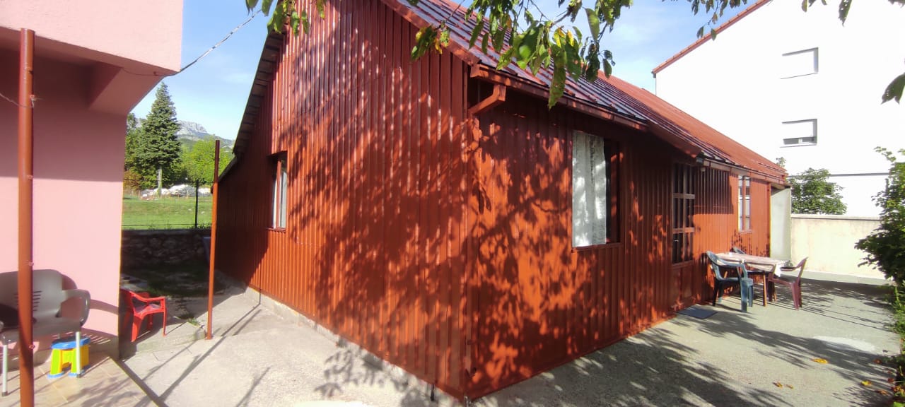 Two Houses Cetinje 123m2 - 4