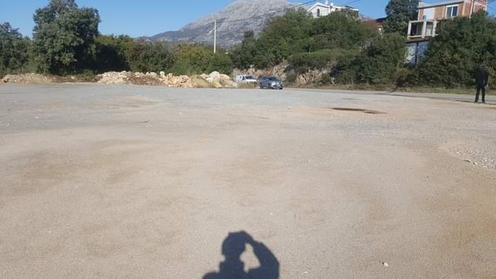 Utjeha'da Kentsellesmis 2050m2'lik Arazi - 6