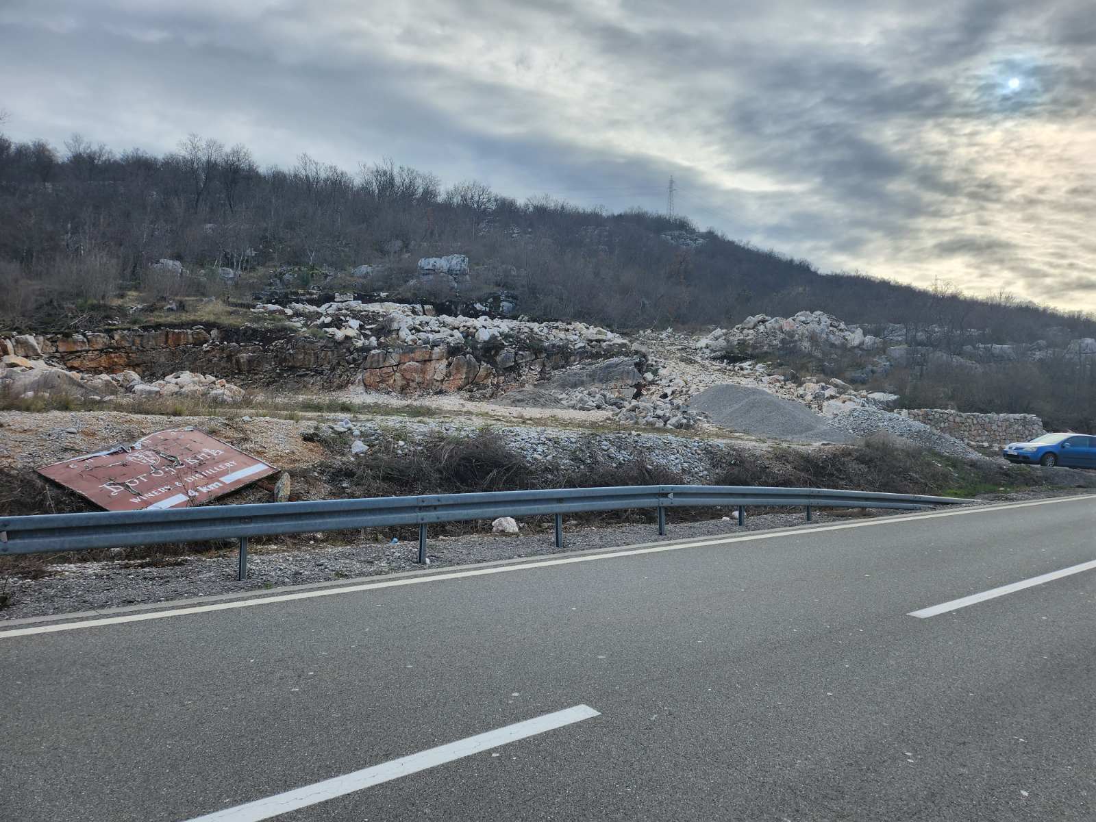 Plac Brezine 28000m2 - 5