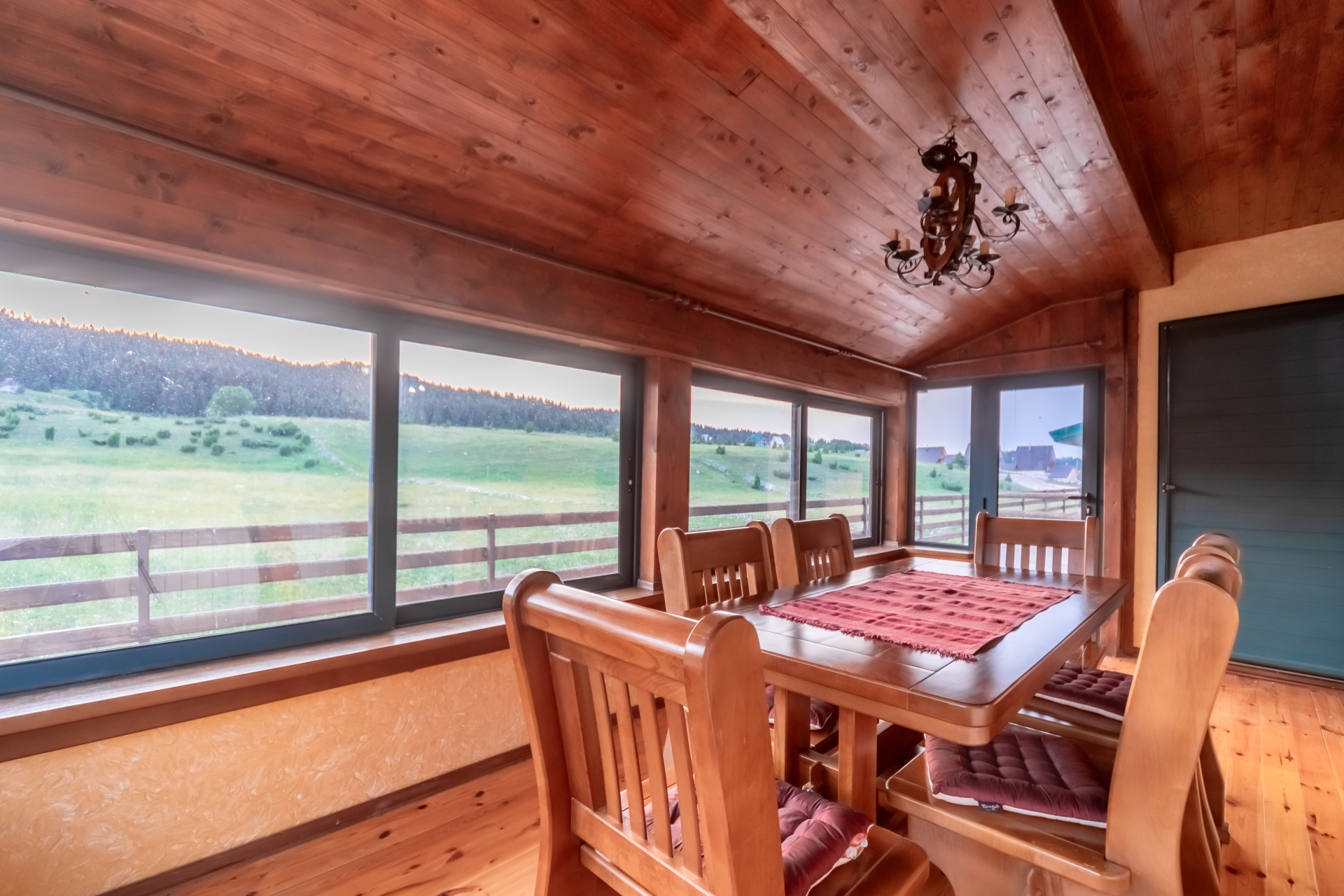 Дом Мотицкий Гай 200м2 - 30