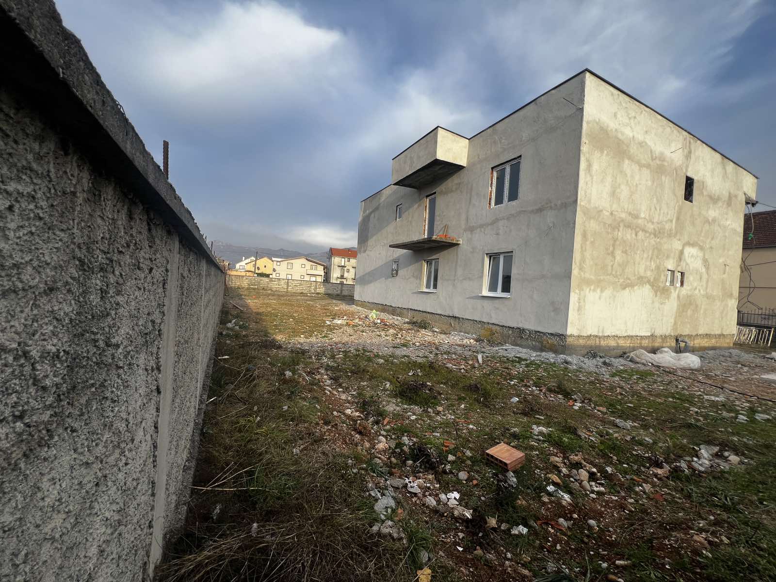 Karabusko Polje'de 360m2'lik Ev - 9
