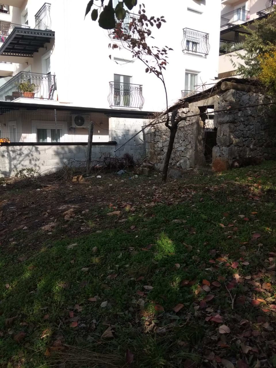 Dalmatinska'da 788m2'lik Kentsellesmis Arazi - 4