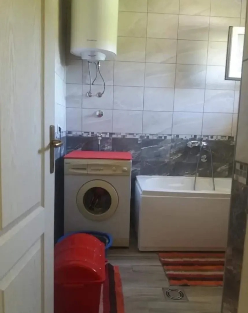 House Cetinje 124m2 - 8