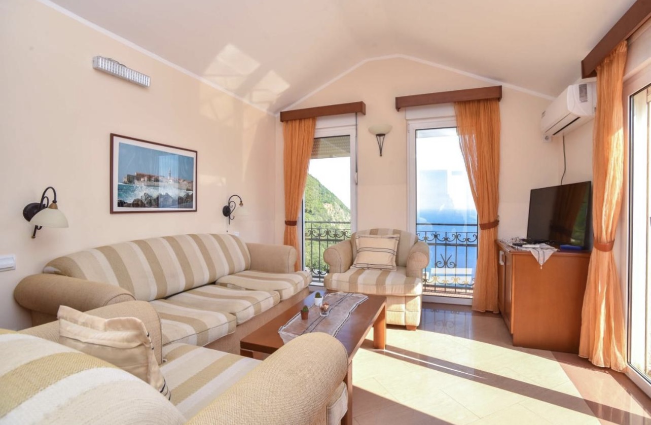 Jaz'da 1000 m2'lik Kiralik Villa - 12