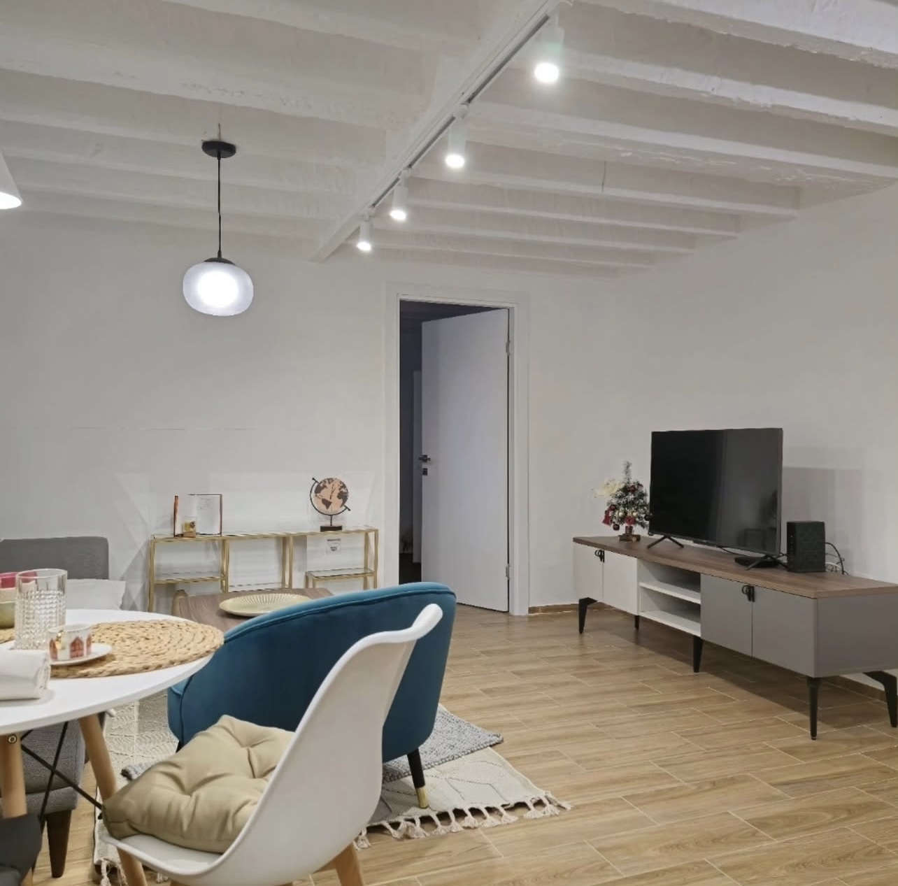 Preko Morace'de 40m2'lik Daire - 2