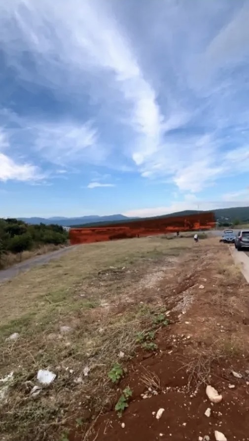 Gornja Gorica'da 1200m2'lik Kentsellesmis Arsa - 3