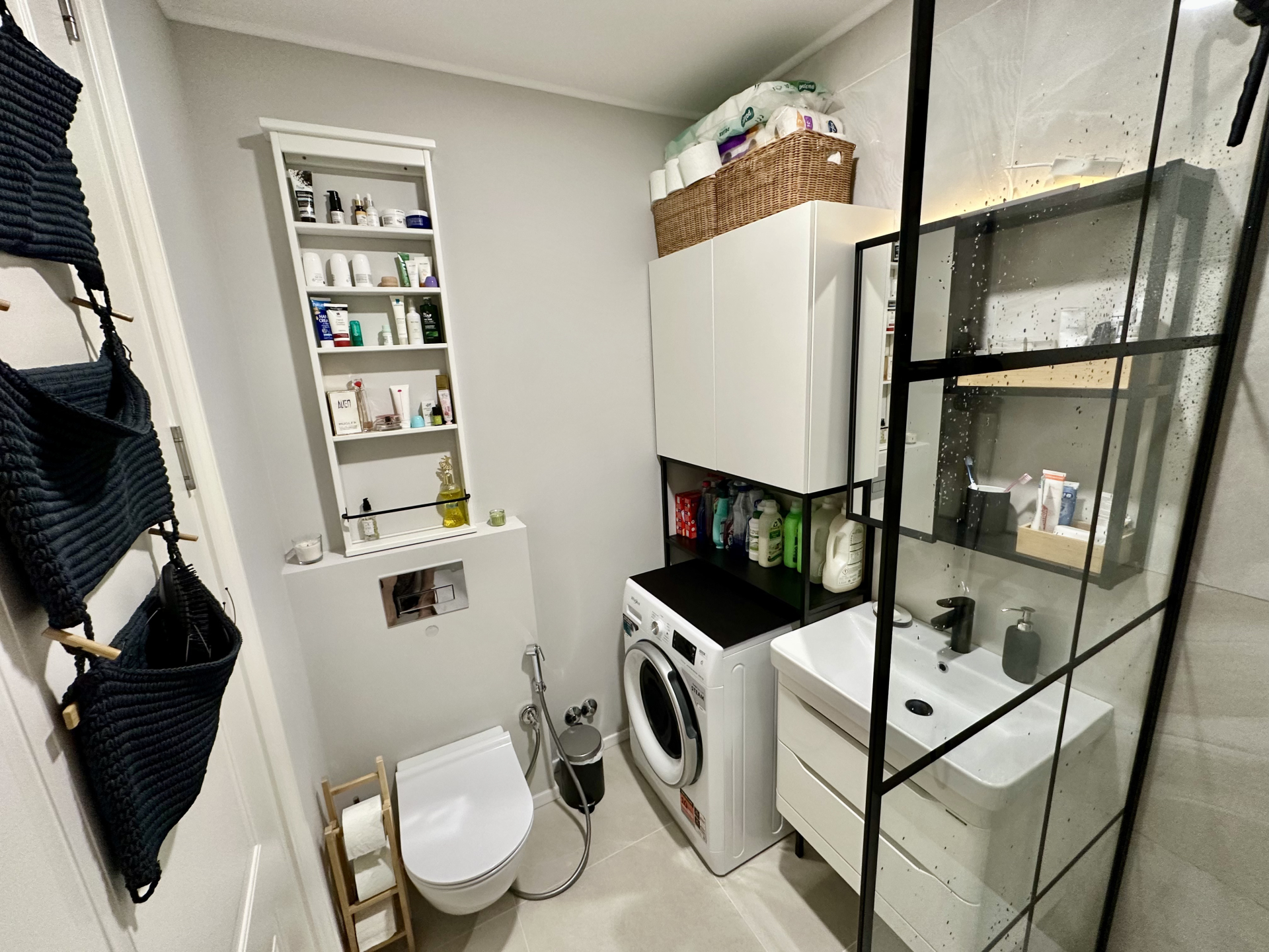 Novi stan sa pogledom na more za iznajmljivanje Bečići 57m² - 11