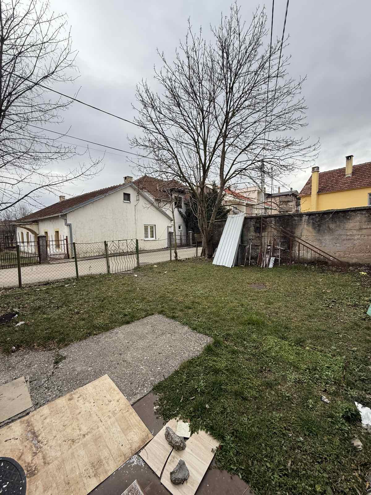 Niksic'te 38m2'lik Ev - 2