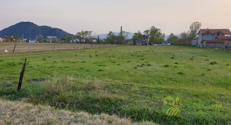 Land Spuz 4500m2 - 5