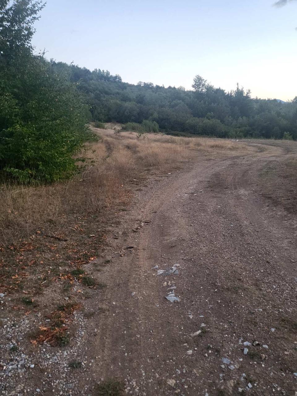 Plot Barutane 600m2 - 2