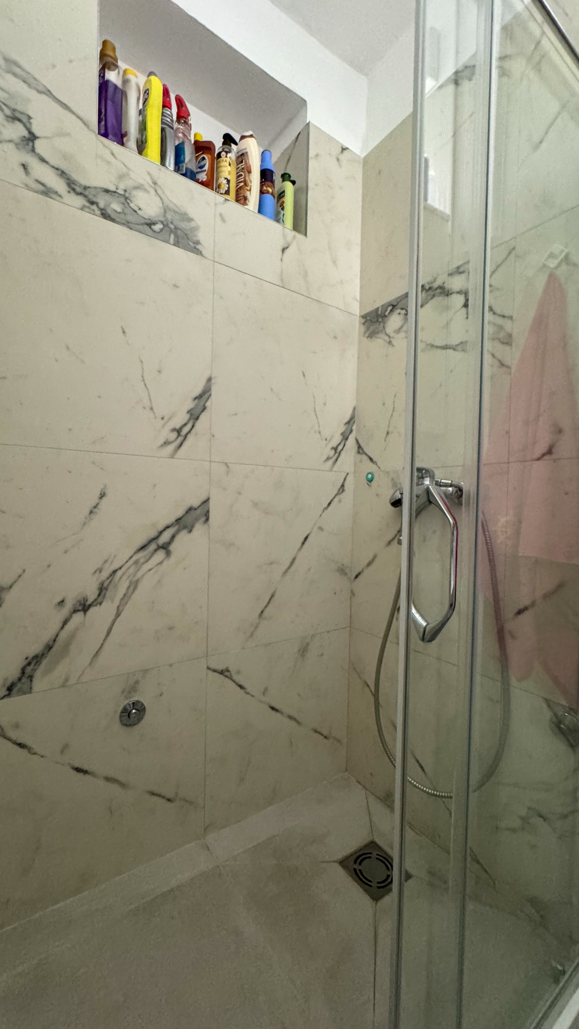 Podgorica'da 2 Odalı 86m2 Daire - 6