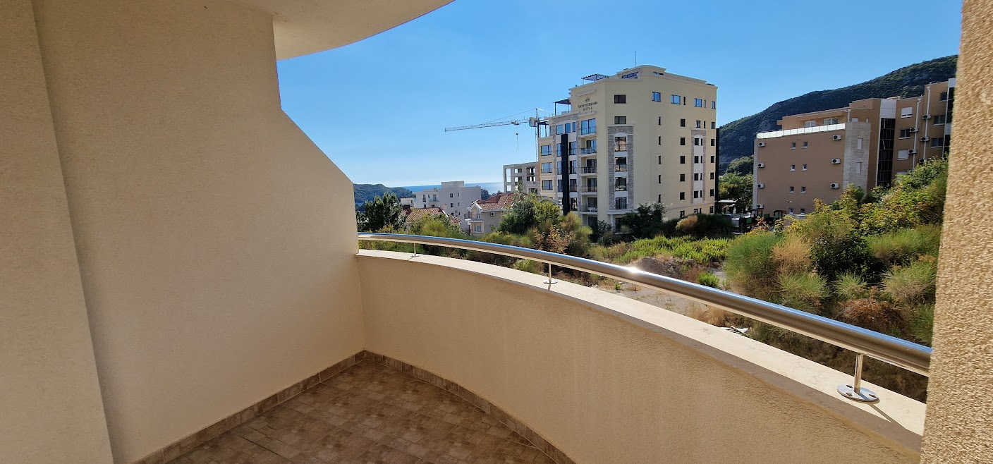 One bedroom apartment for sale Becici 45m2 - 4
