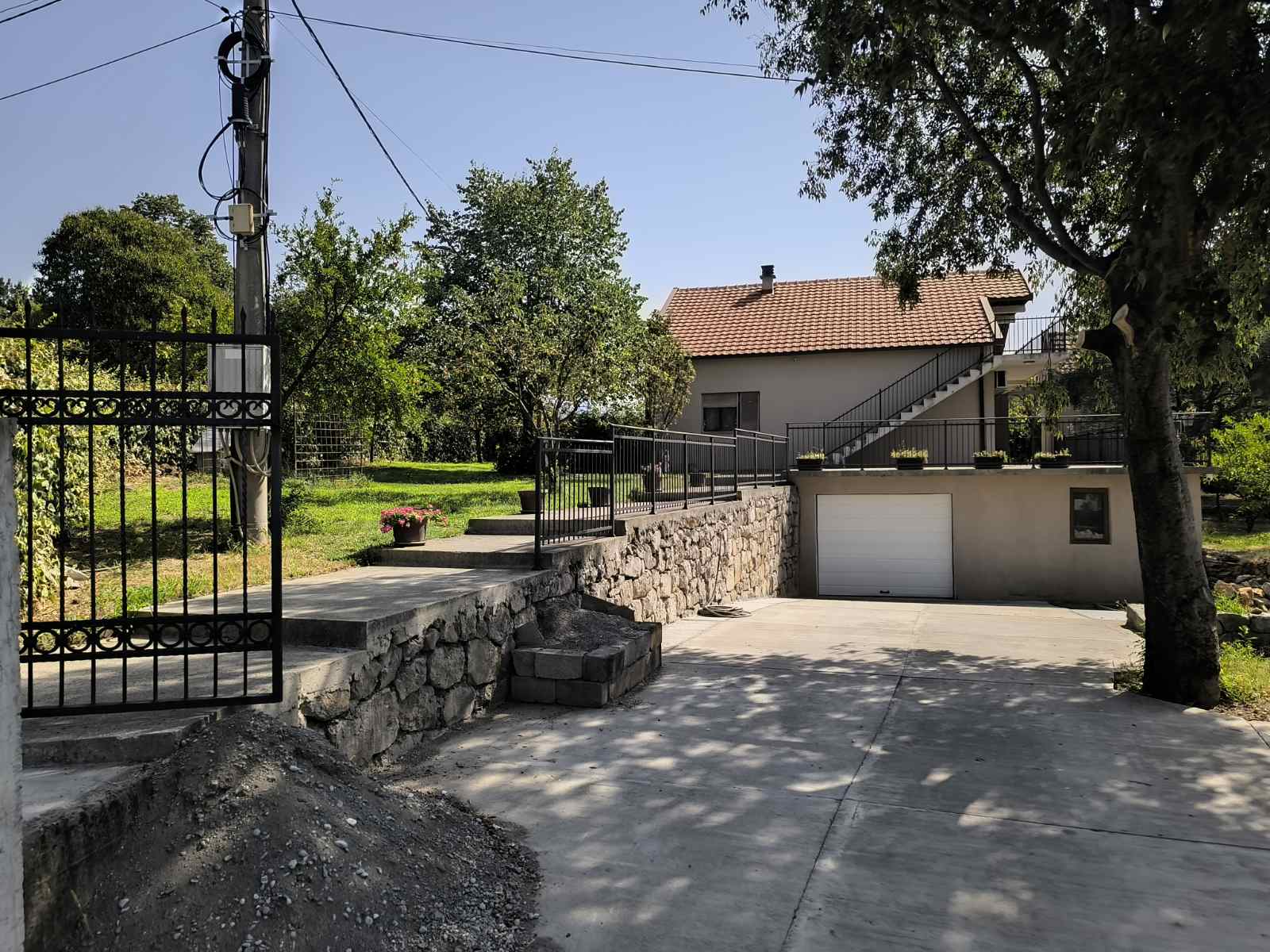 Kuća na prodaju Momišići 250m2 - 4
