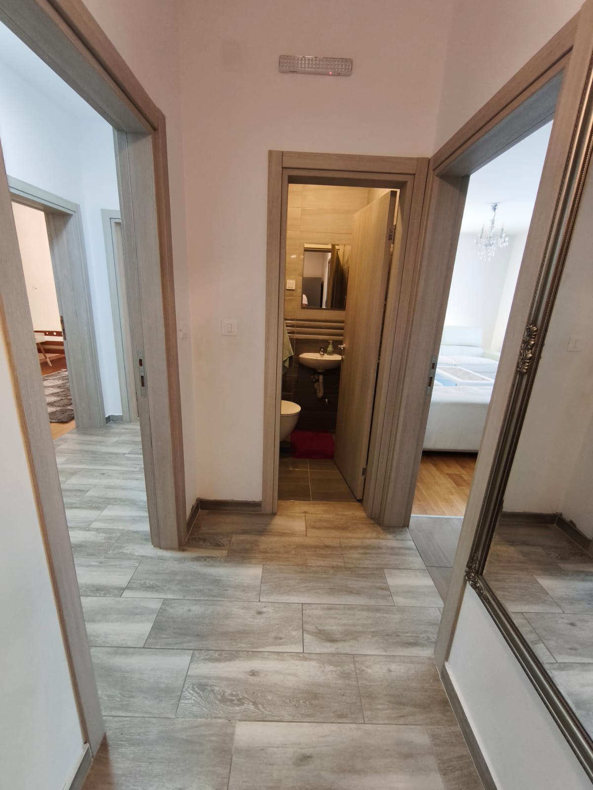 Stari Aerodrom’da kiralık iki yatak odalı daire 80m2 - 23
