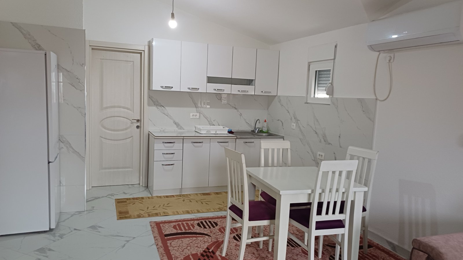 Dvosoban stan za izdavanje Kakaricka Gora 90m2 - 2