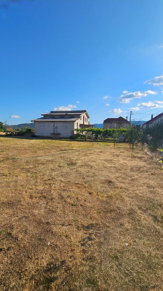 Kuća sa zemljištem na prodaju Nikšić 2224m2 - 5