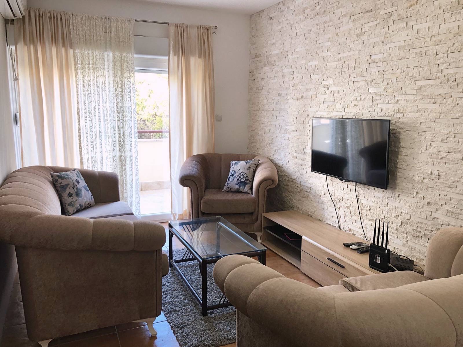 Budva’da kiralık iki odalı daire 70m2 - 11