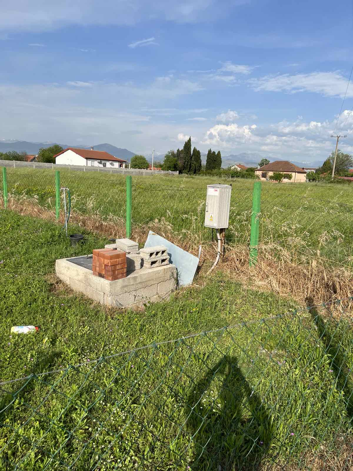 Zeta’da satılık imarlı arsa 1600m2 - 3